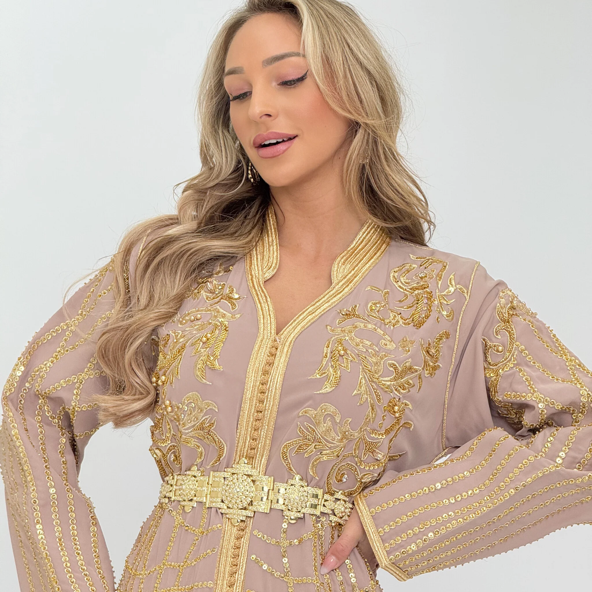 Caftan Liyana Nude - Image 3