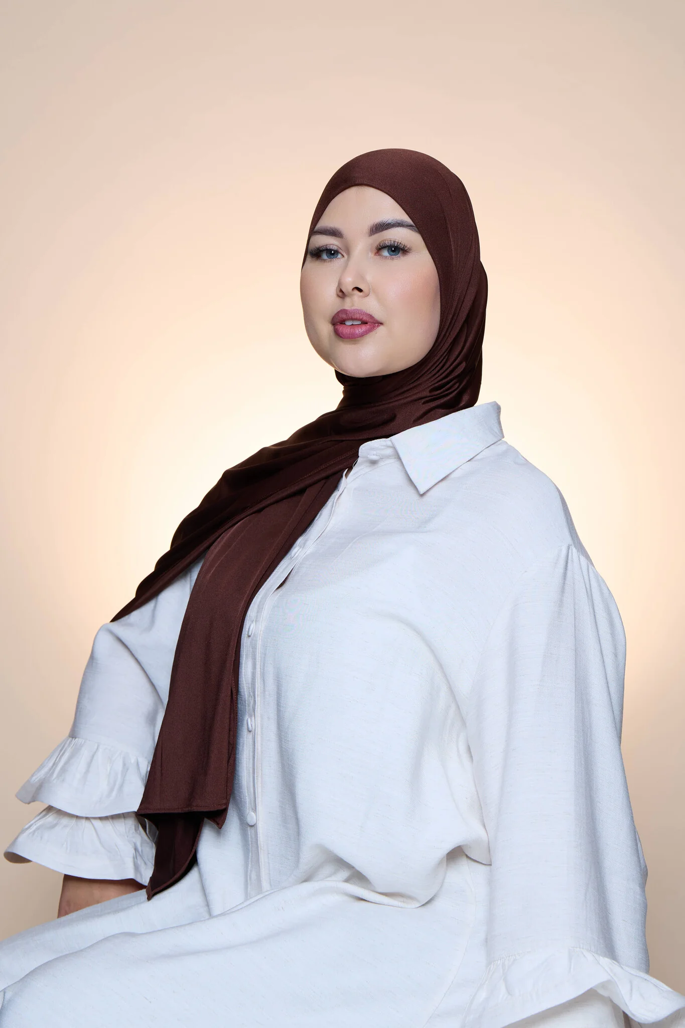 Hijab Premium Satin Mae Brown - Image 3