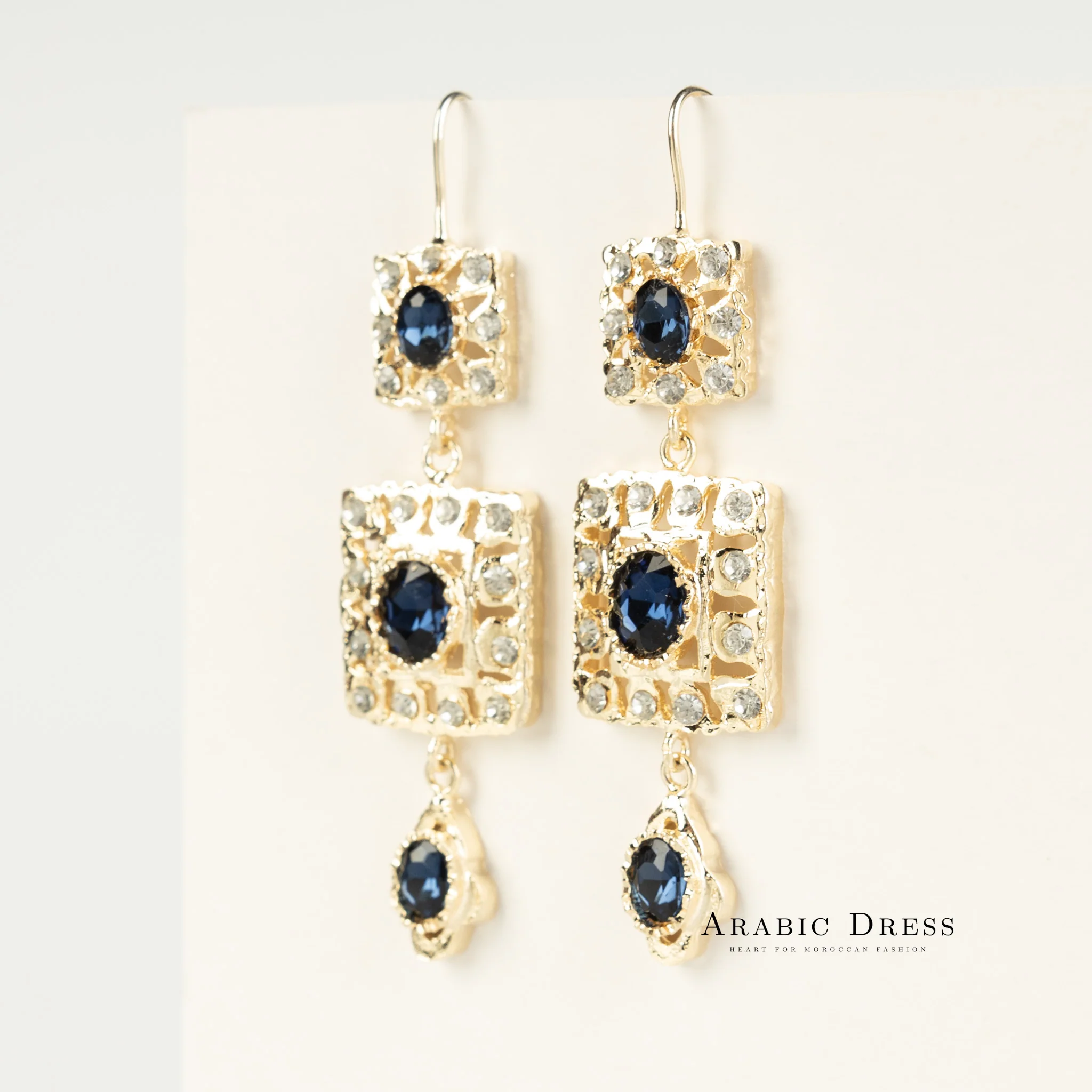 Oxfordblue Nifa necklace set - Image 3