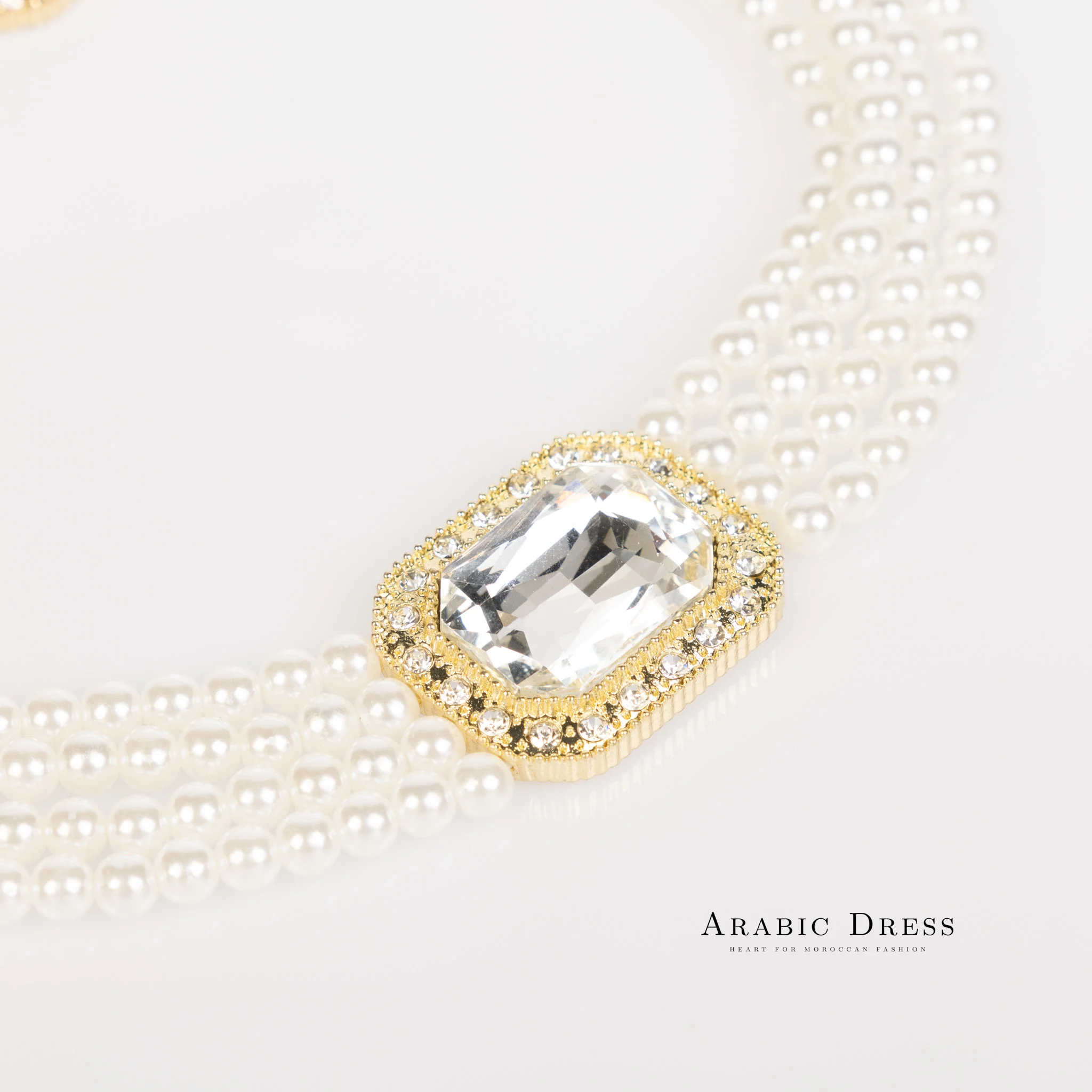 White/Gold Mi-So Necklace set - Image 3