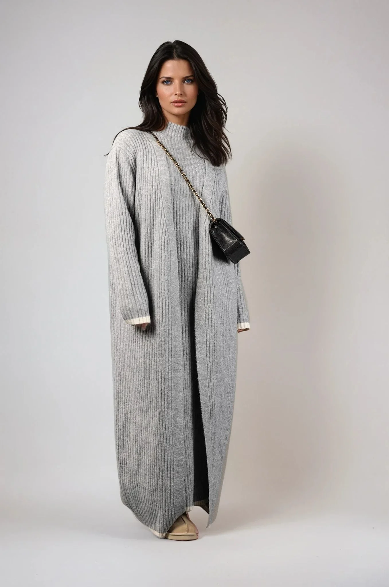 Fenne Grey - Image 2