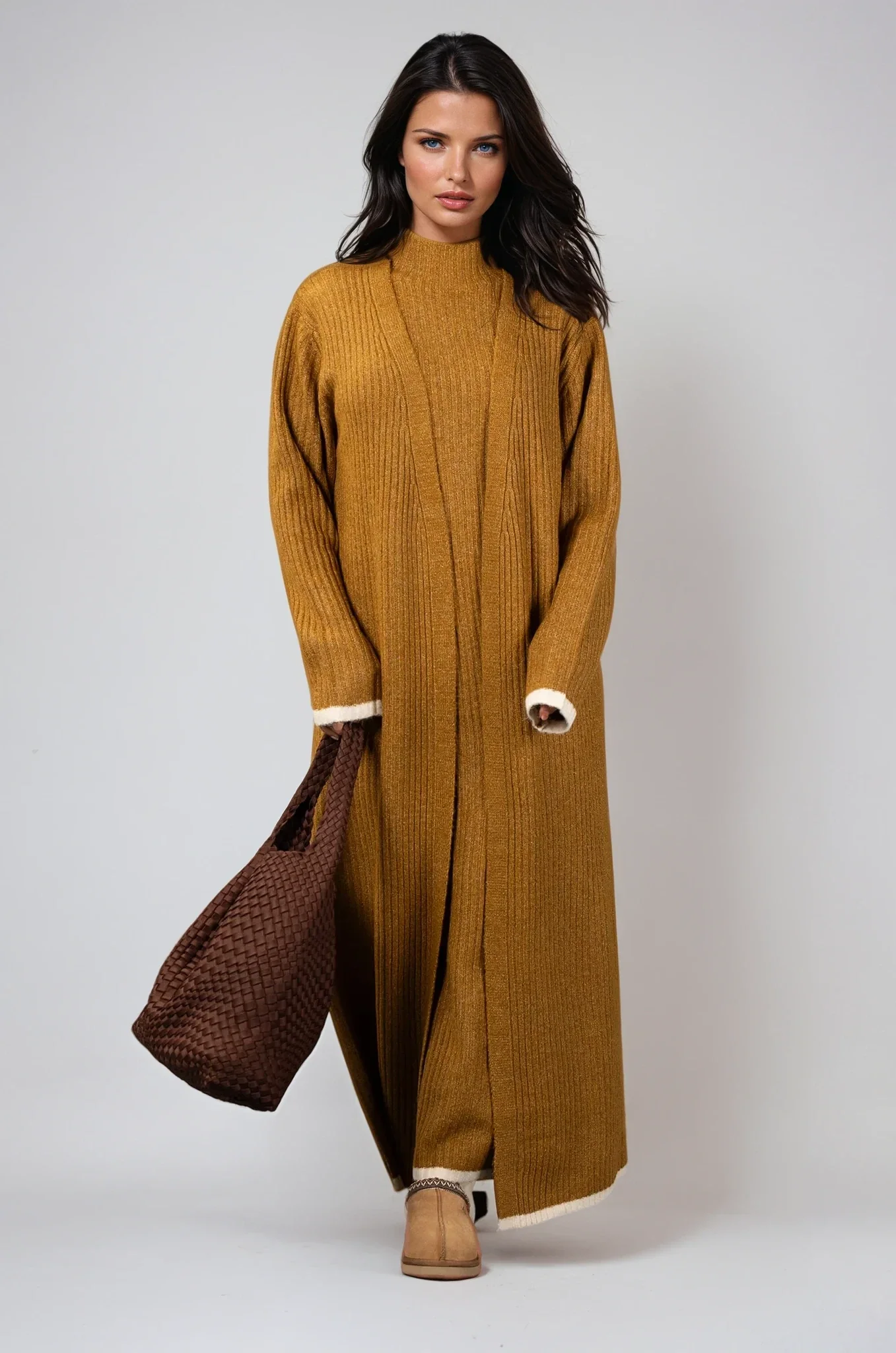 Fenne Yellow - Image 3