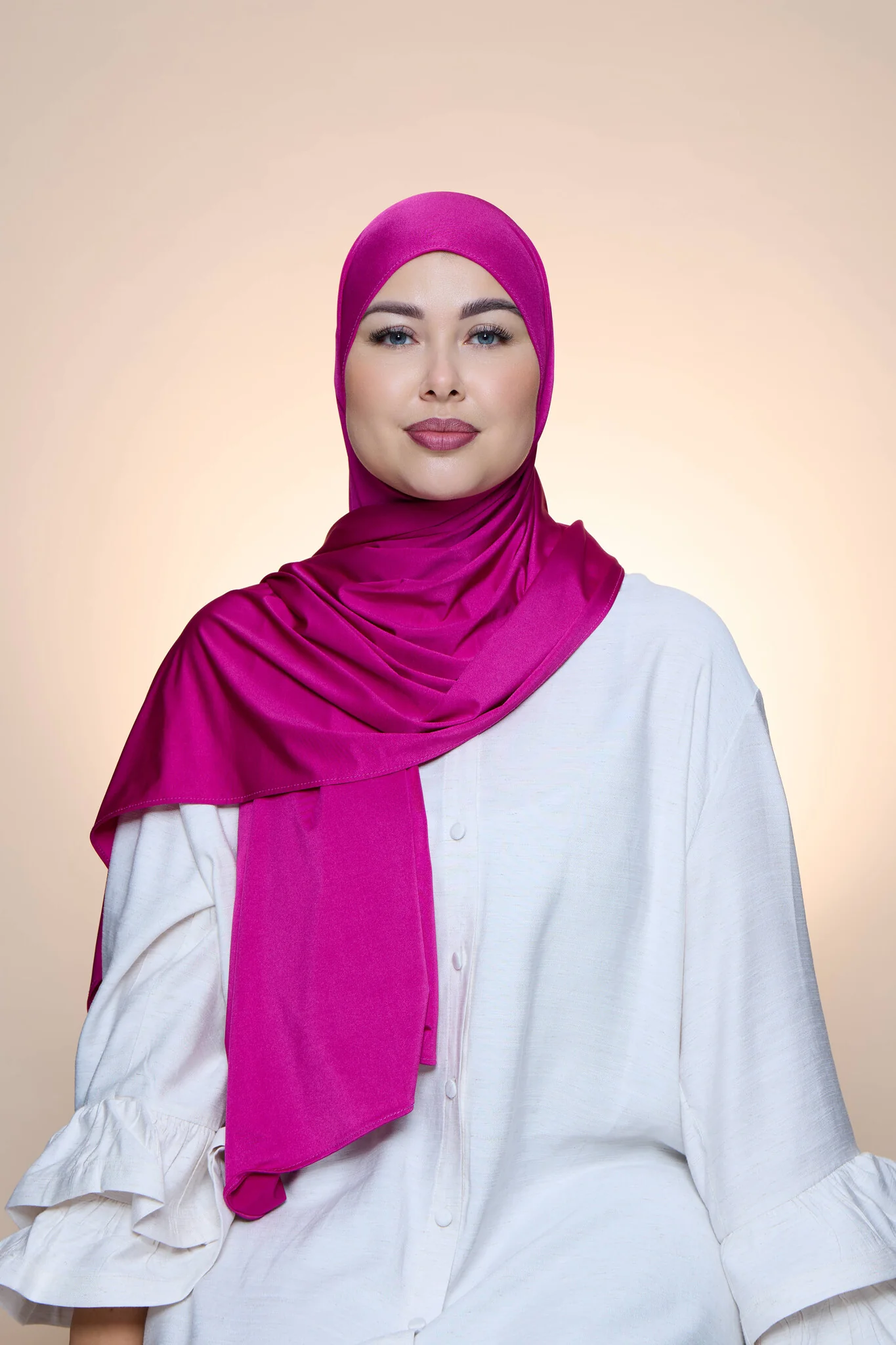 Hijab Premium Satin Mae Magenta