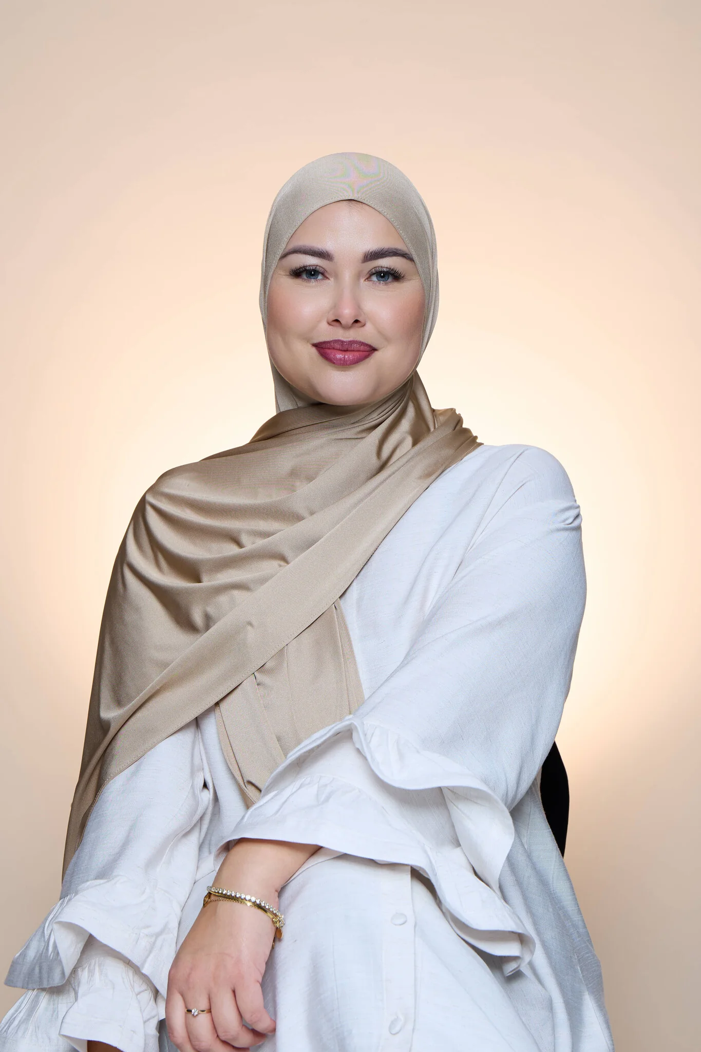 Hijab Premium Satin Mae Nude