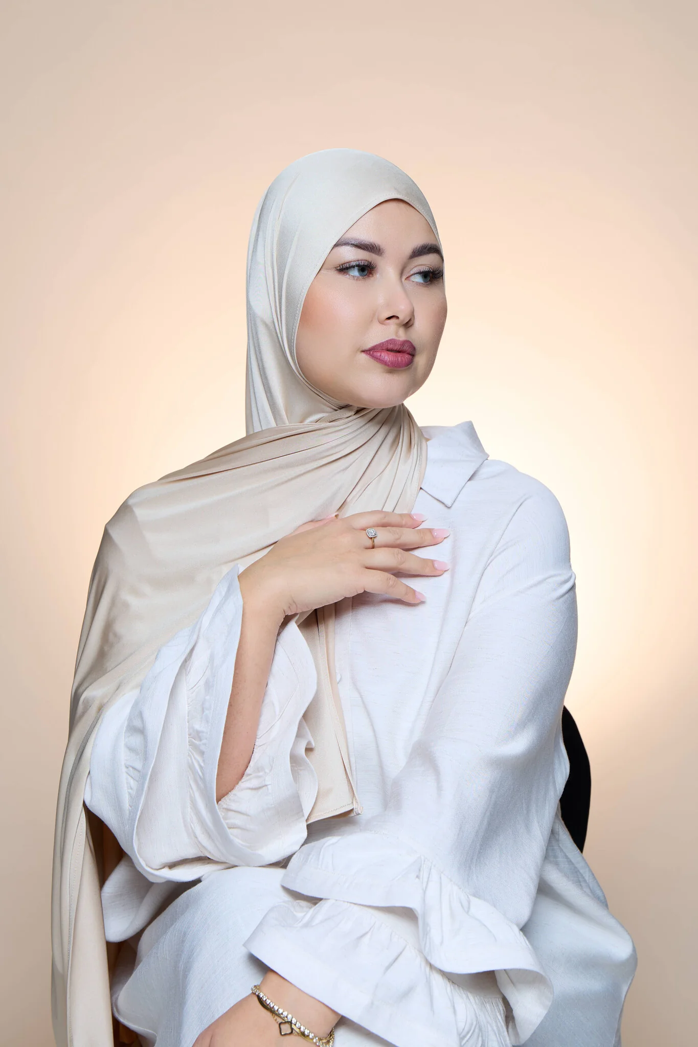 Hijab Premium Satin Mae Peach Puff - Image 2