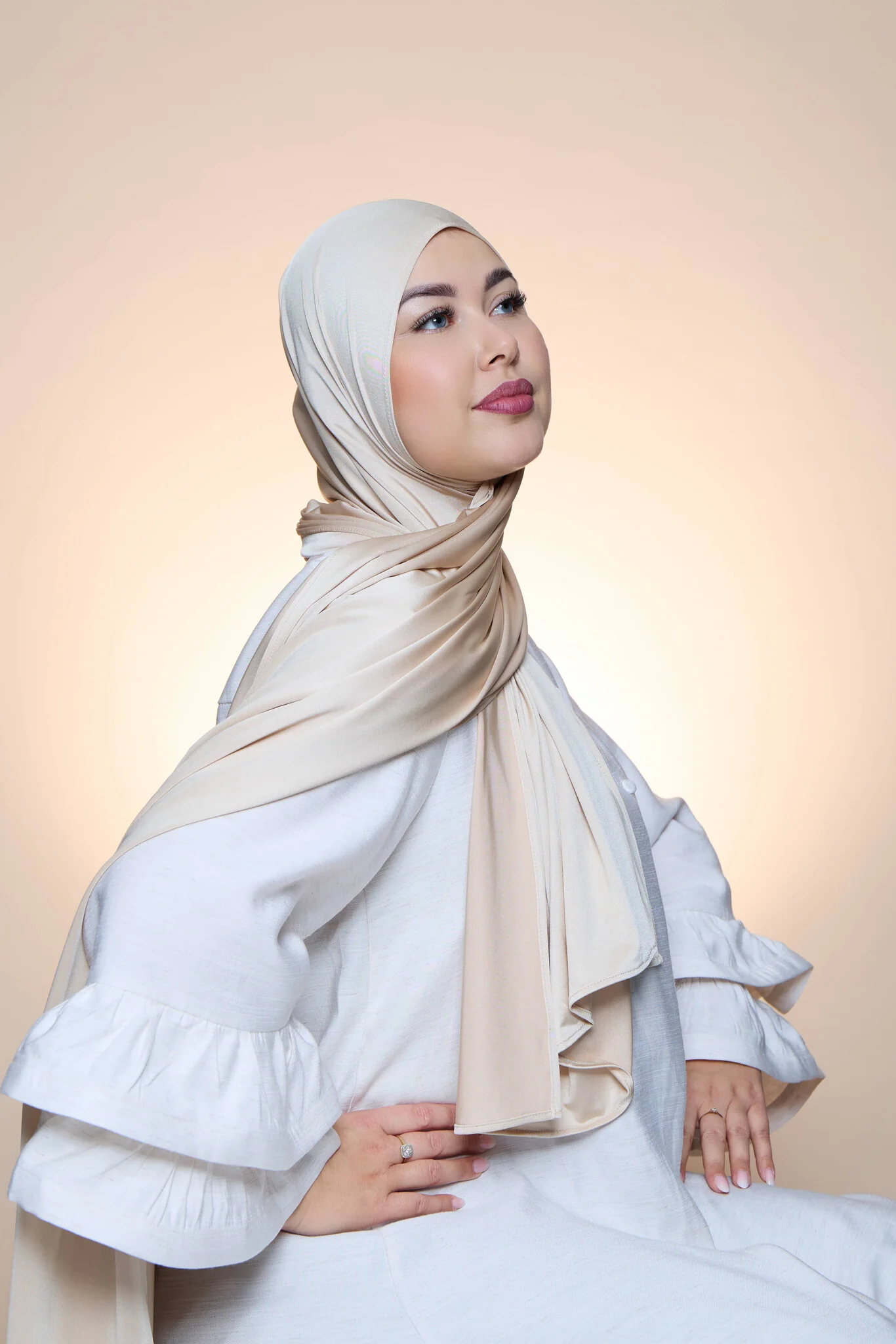 Hijab Premium Satin Mae Peach Puff - Image 3