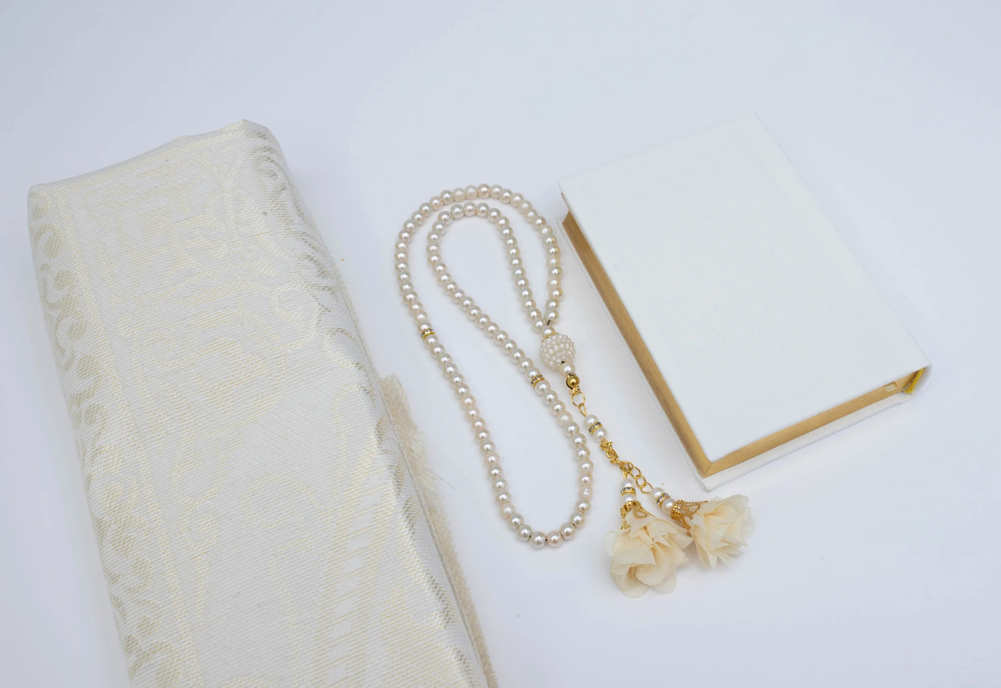 Mini Quran and Prayer White - Image 3