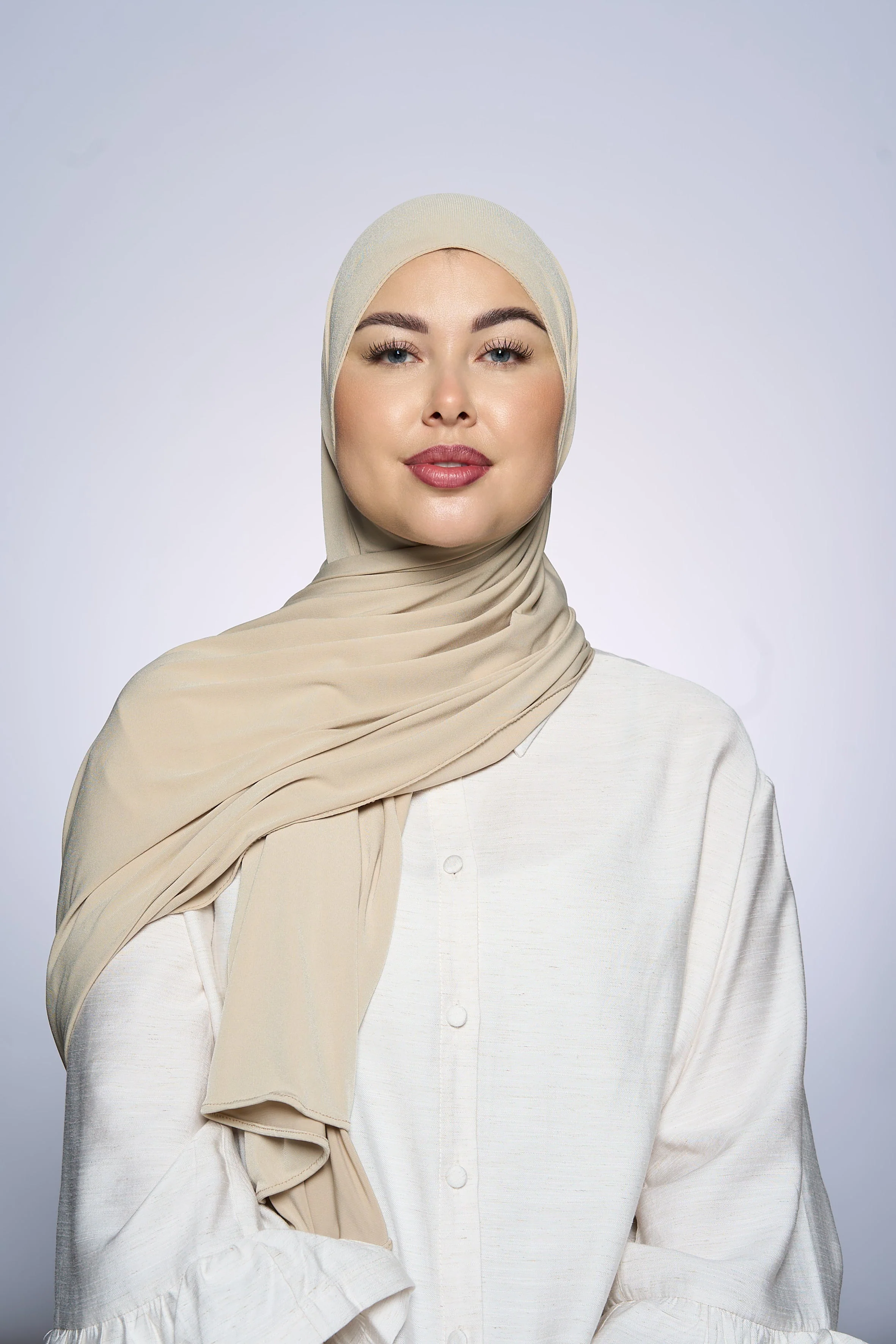 Premium Jersey Hijab Fin -  Almond - Image 3
