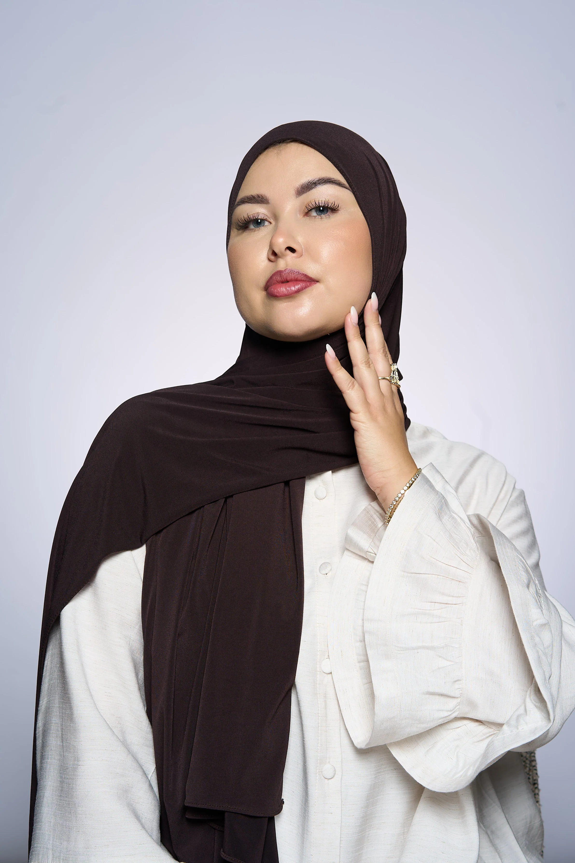 Premium Jersey Hijab Fin - Coffee Brown - Image 2