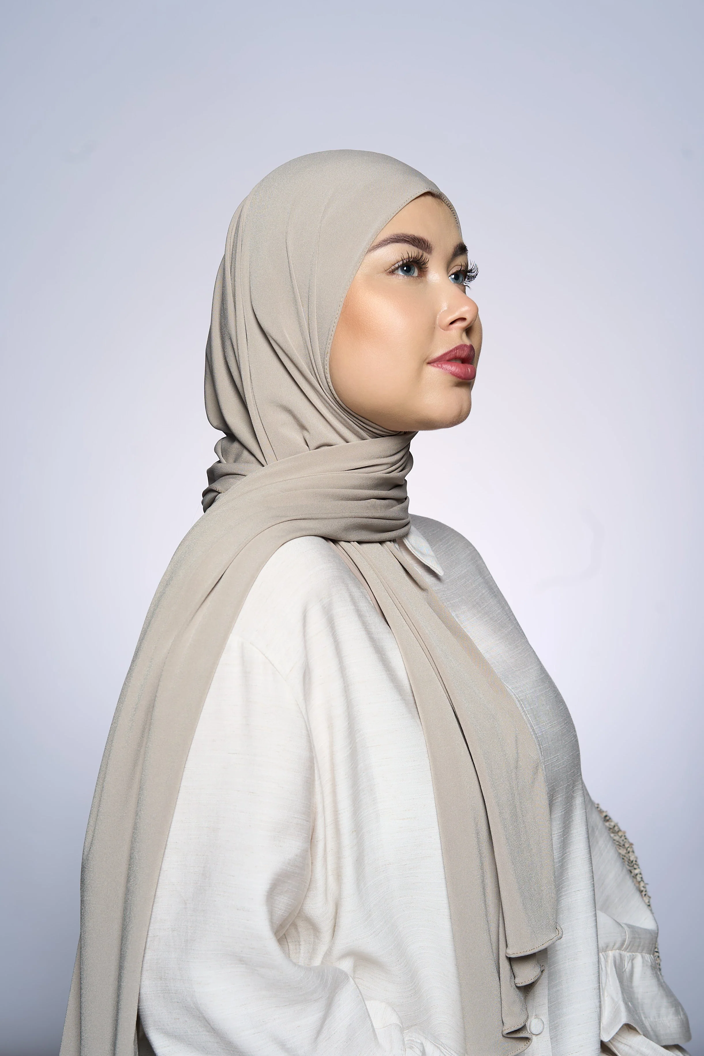 Premium Jersey Hijab Fin - Dark Almond - Image 3