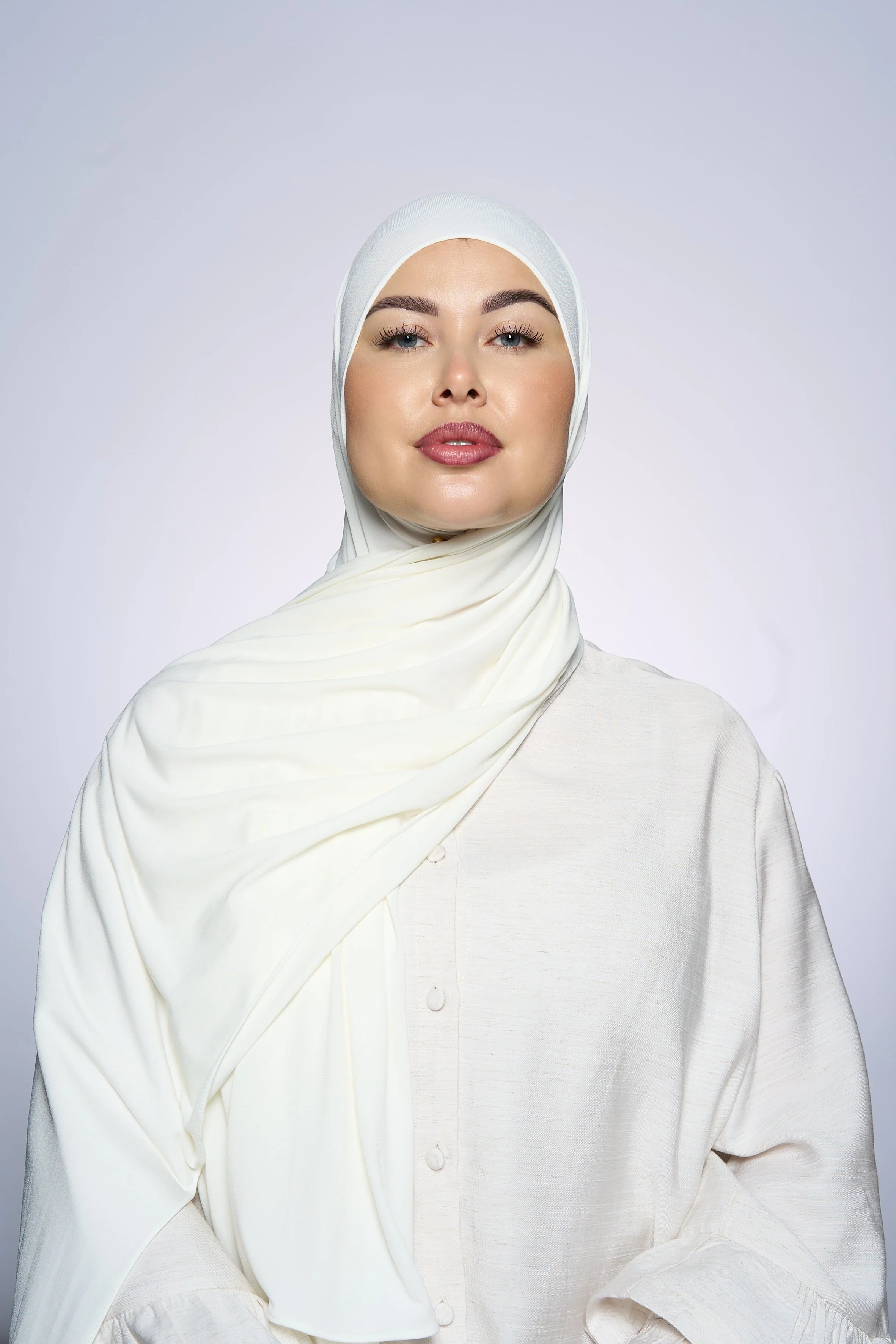 Premium Jersey Hijab Fin -  Ivory - Image 2