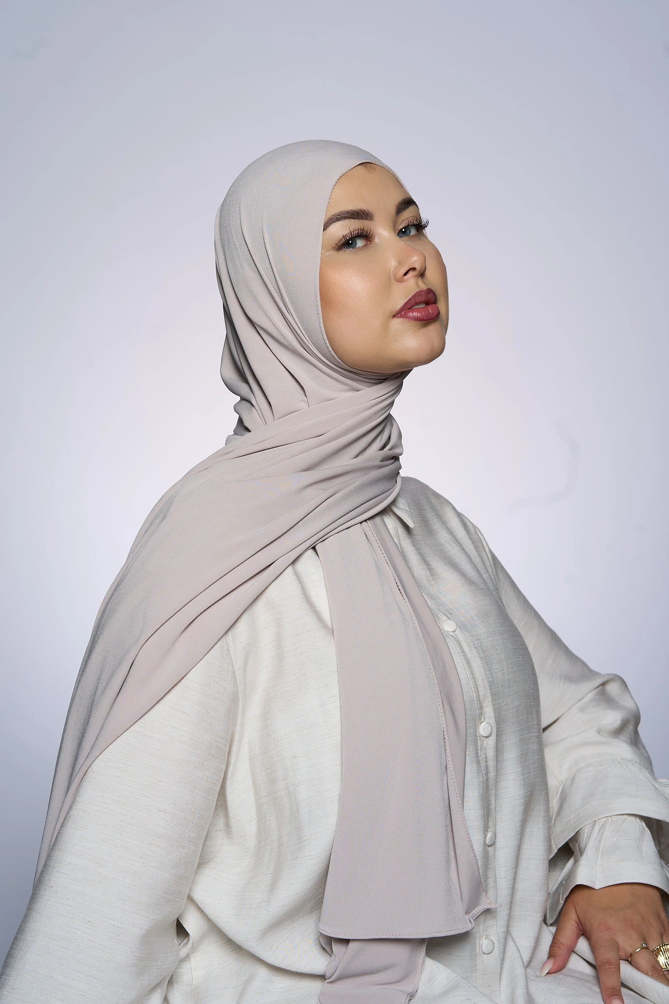 Premium Jersey Hijab Fin - Light Almond - Image 3