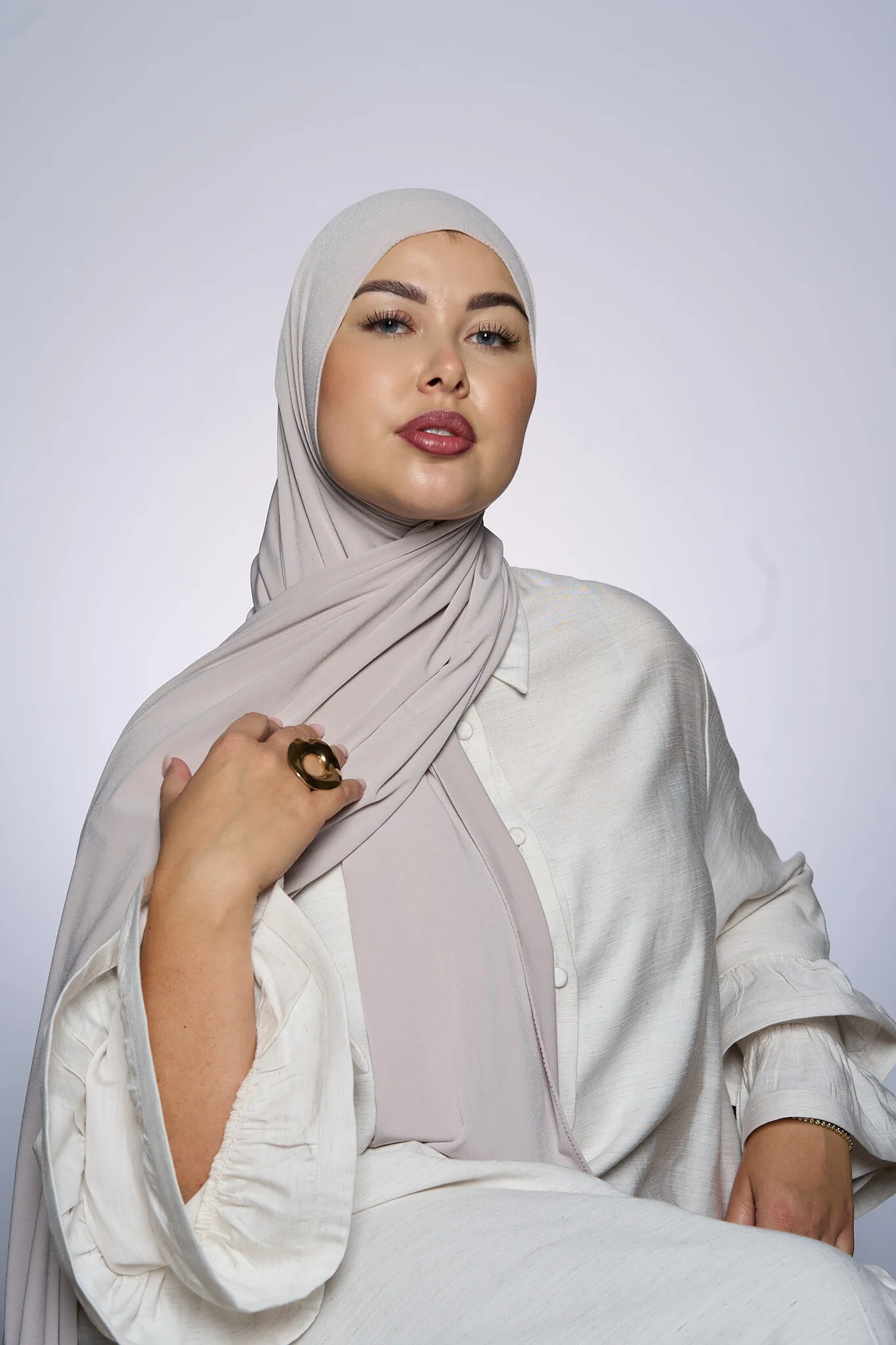 Premium Jersey Hijab Fin -  Light Almond - Image 2