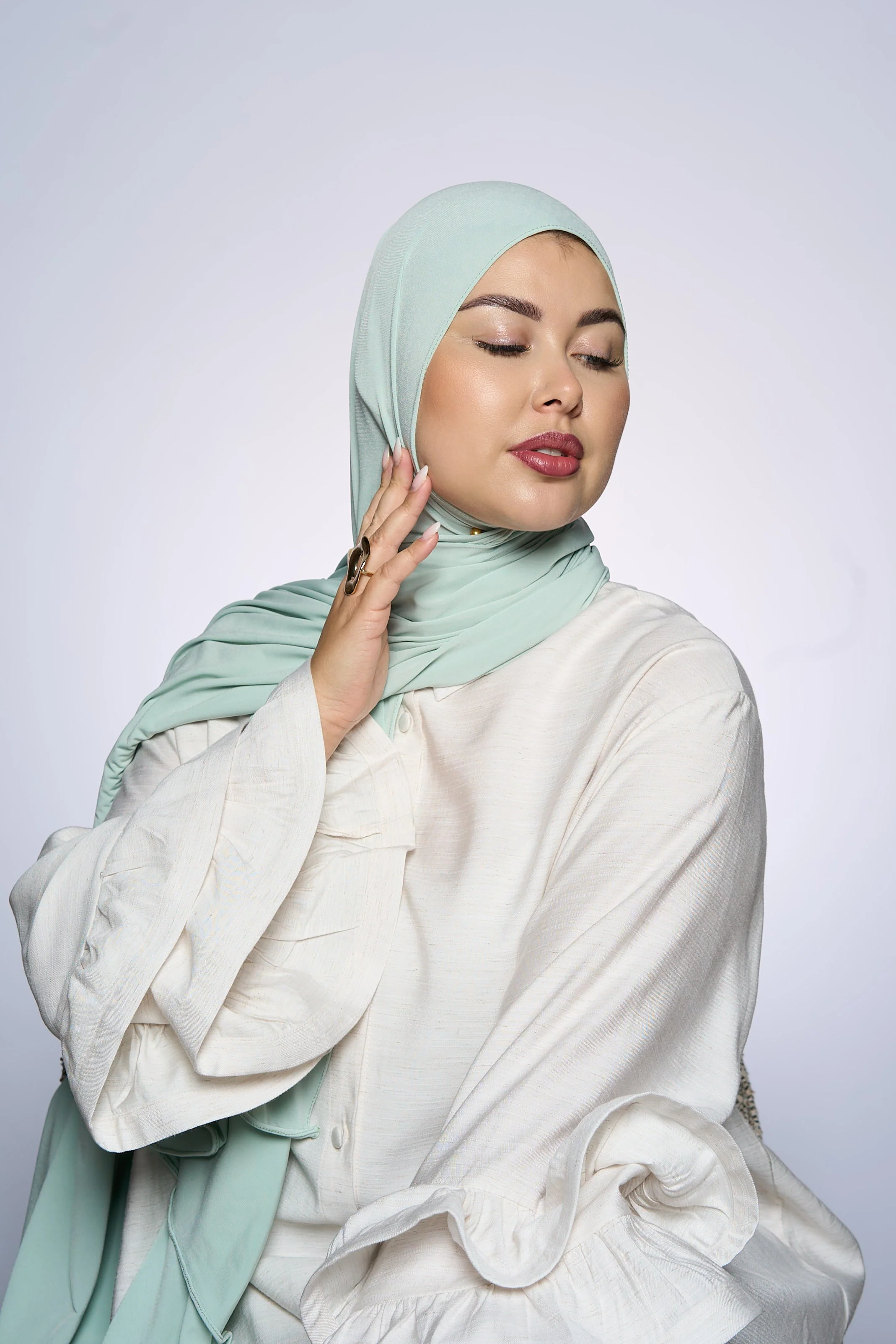 Premium Jersey Hijab Fin -  Moss Mint - Image 2