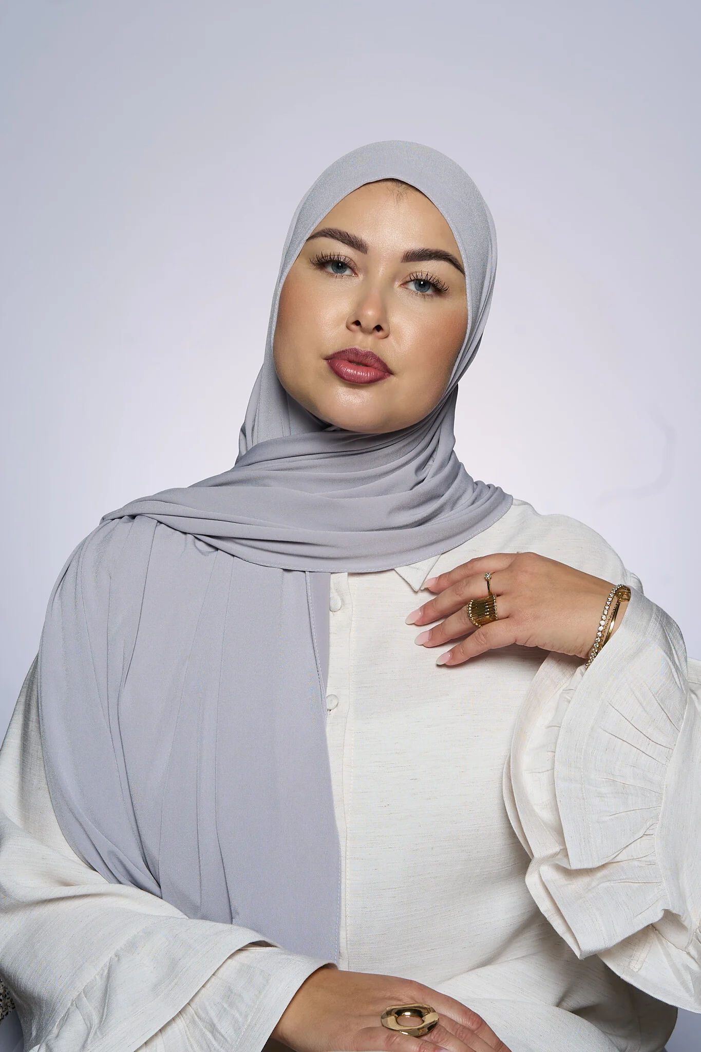 Premium Jersey Hijab Fin -  Silver Mist - Image 2