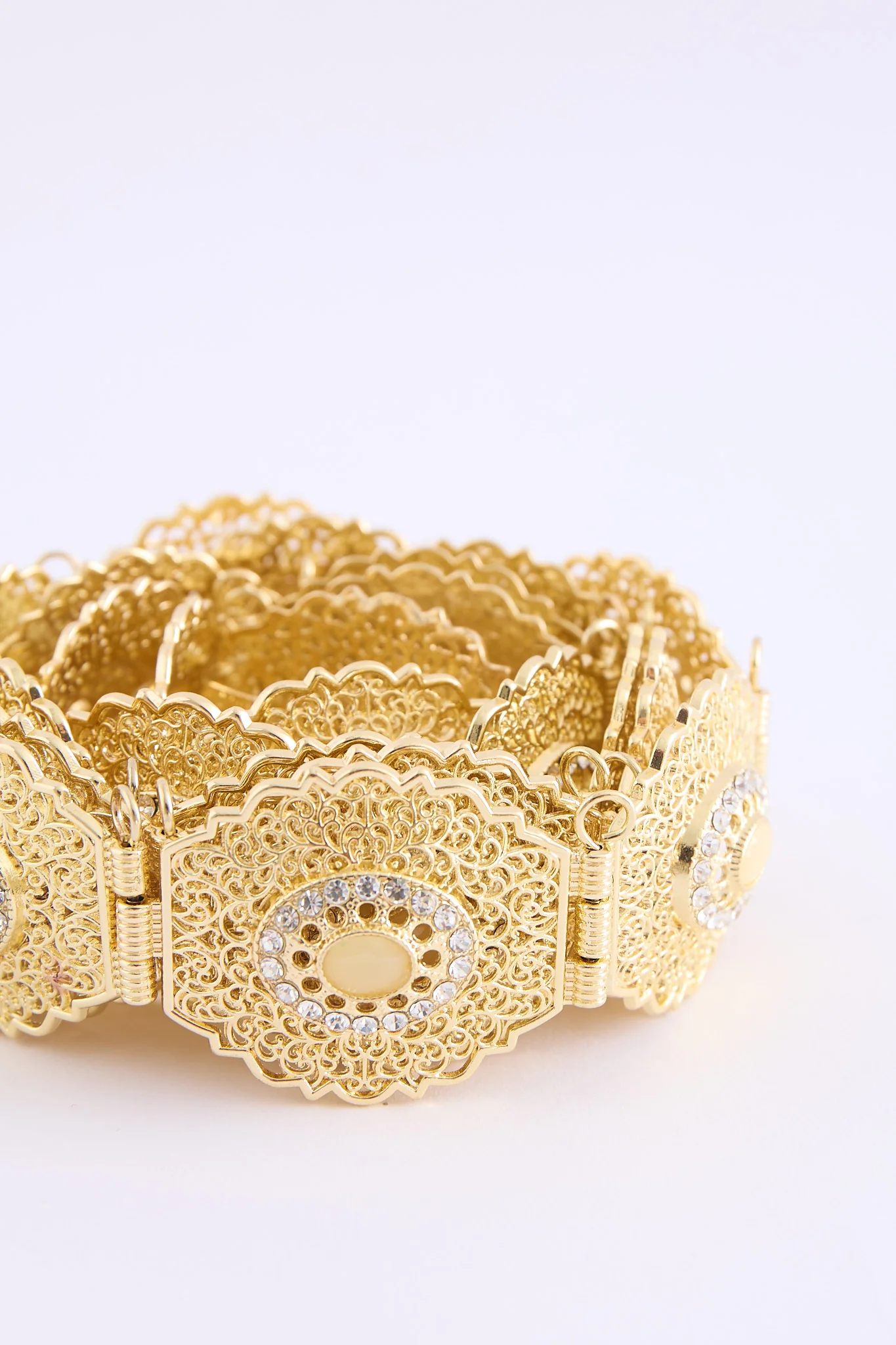 Suji Gold Creme - Image 3
