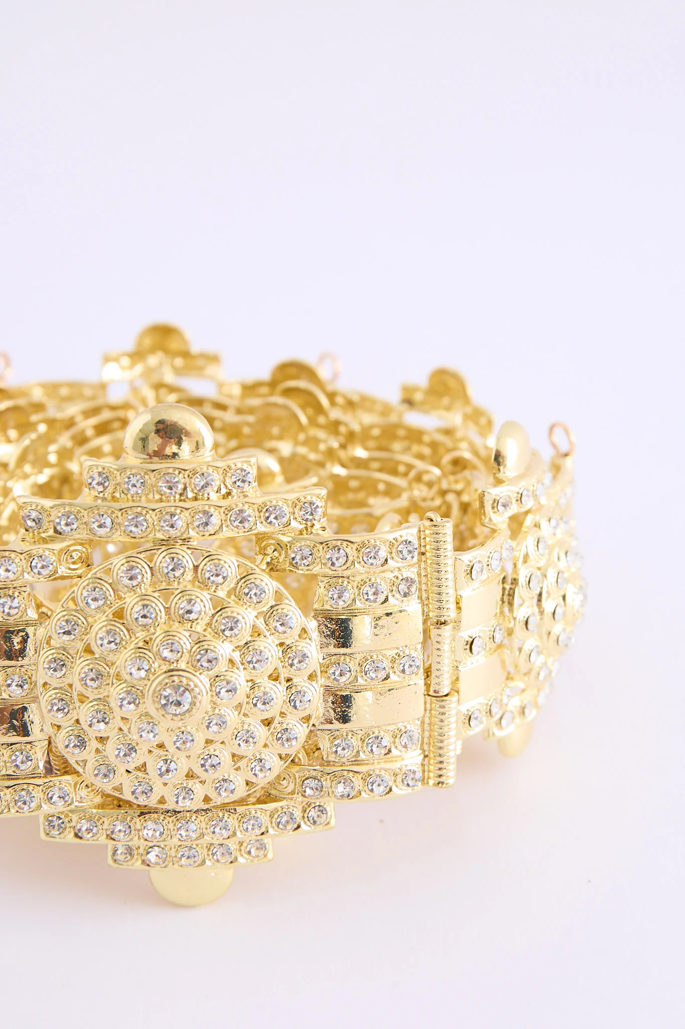 YENA GOLD - Image 3